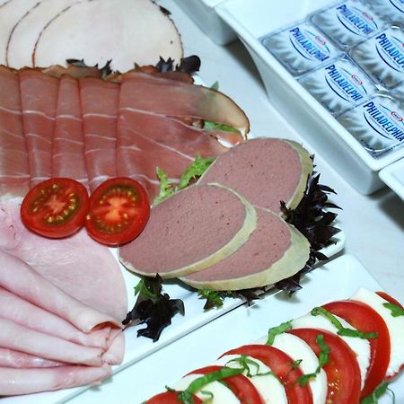 Hotel Alt-Rodenkirchen Kolonia Zewnętrze zdjęcie
