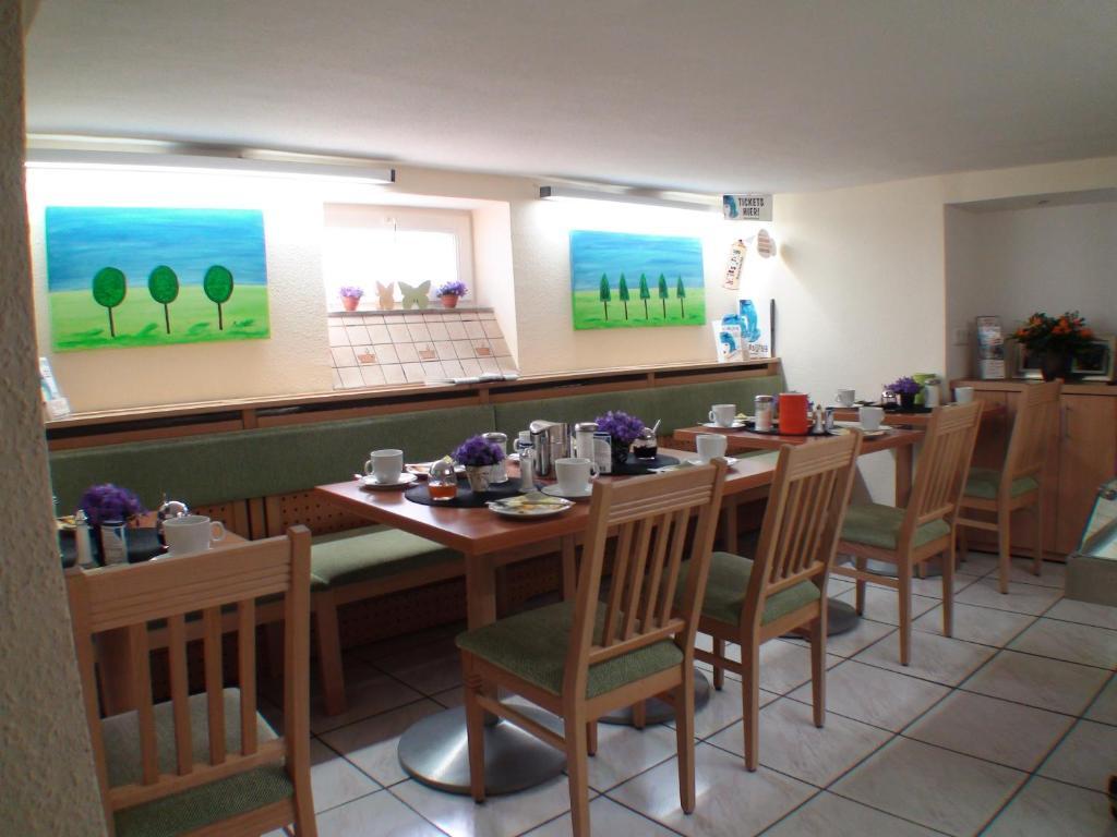 Hotel Alt-Rodenkirchen Kolonia Zewnętrze zdjęcie